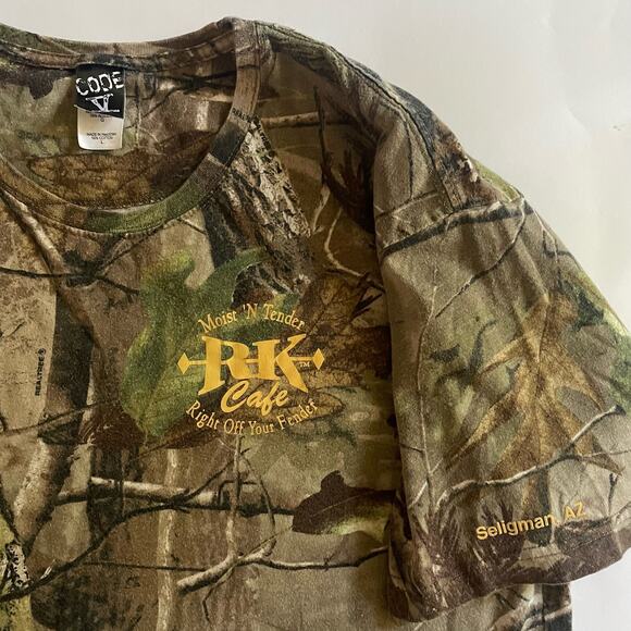 Roadkill Cafe Seligman Arizona Code V Realtree Camouflage Graphic T-shirt - Picture 2 of 6